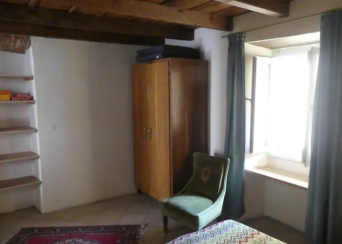 Charmantes Pfarrhaus Mit Seeblick Und Garten 希法