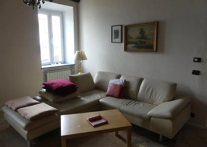 Charmantes Pfarrhaus Mit Seeblick Und Garten * 希法